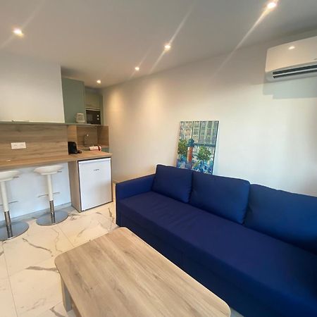 Appartement Face Mer Et Port Santa Lucia Climatise Et Wifi Saint-Raphaël 외부 사진