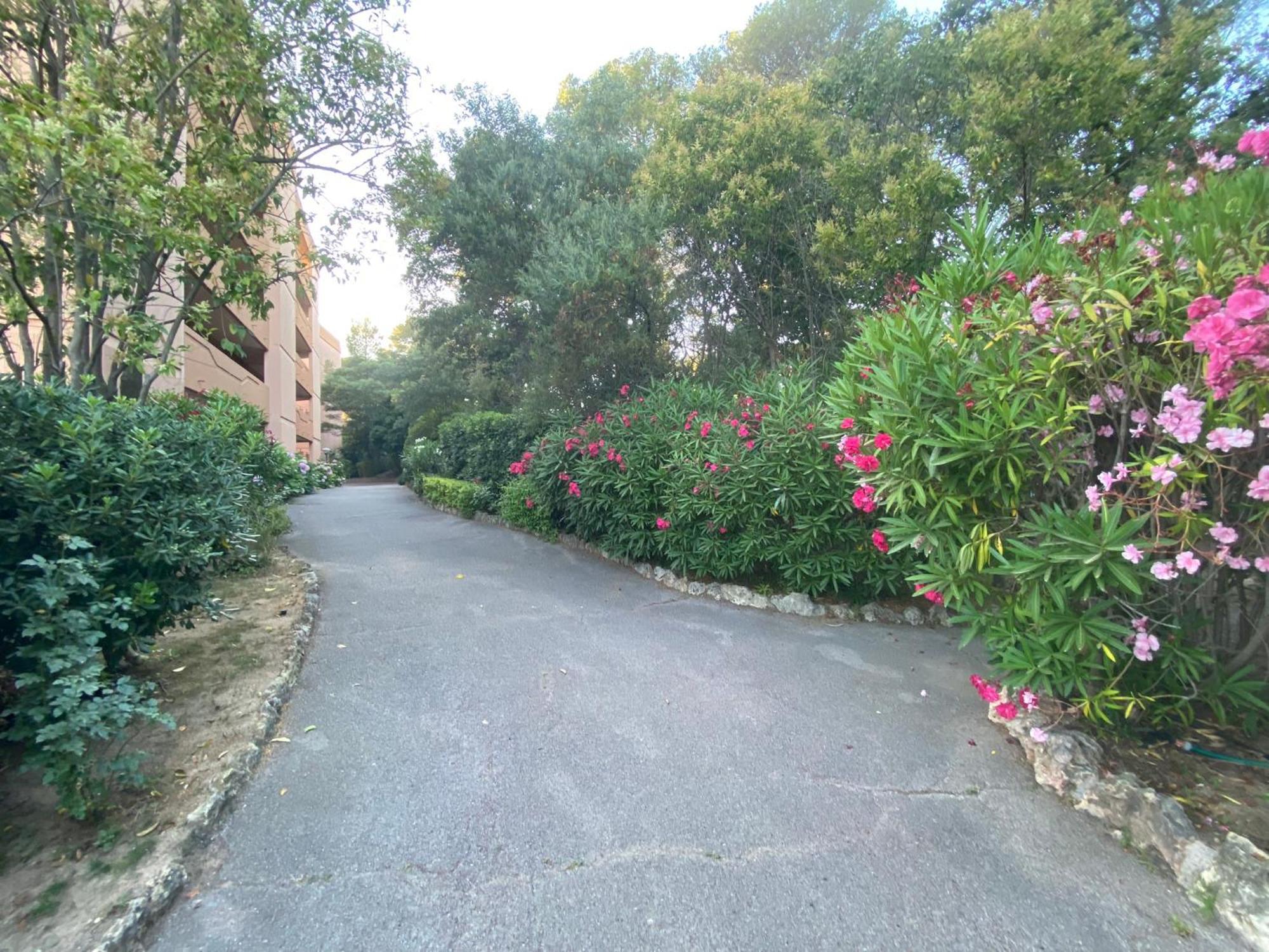 Appartement Face Mer Et Port Santa Lucia Climatise Et Wifi Saint-Raphaël 외부 사진