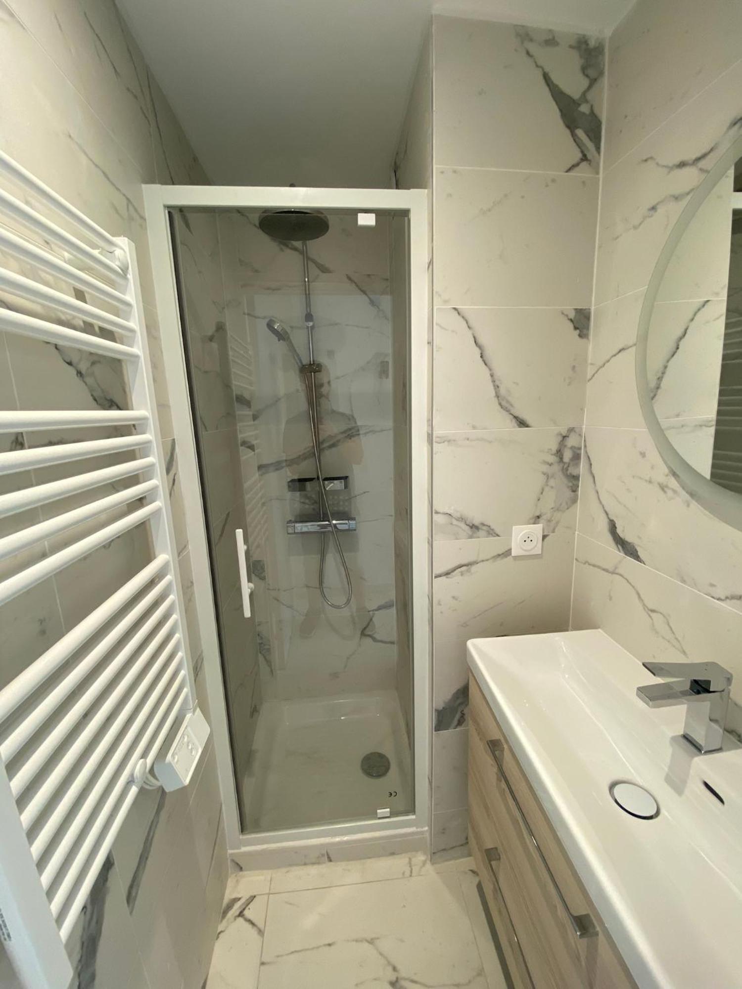 Appartement Face Mer Et Port Santa Lucia Climatise Et Wifi Saint-Raphaël 외부 사진