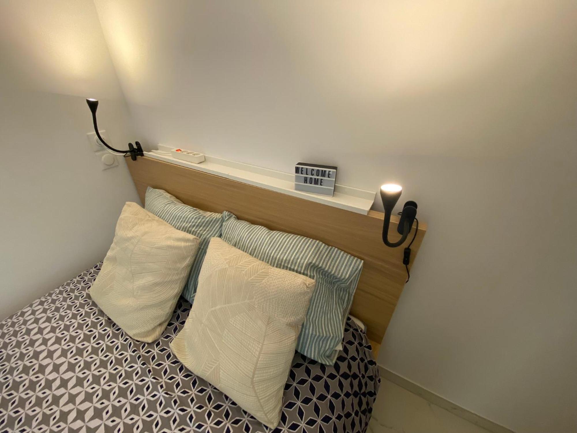 Appartement Face Mer Et Port Santa Lucia Climatise Et Wifi Saint-Raphaël 외부 사진