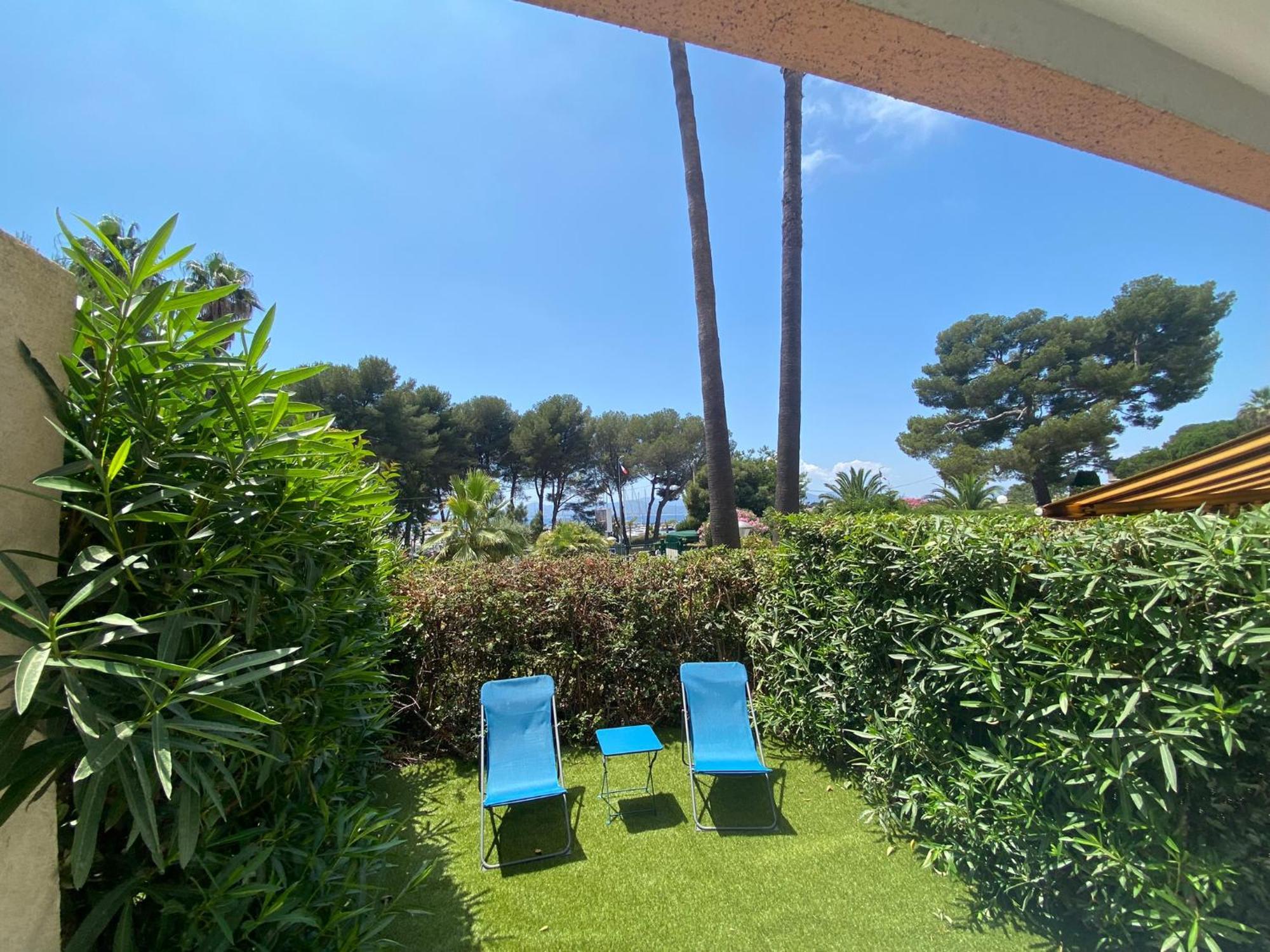 Appartement Face Mer Et Port Santa Lucia Climatise Et Wifi Saint-Raphaël 외부 사진