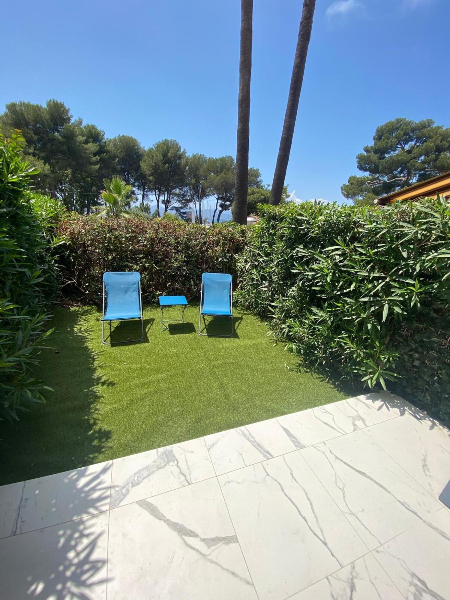 Appartement Face Mer Et Port Santa Lucia Climatise Et Wifi Saint-Raphaël 외부 사진