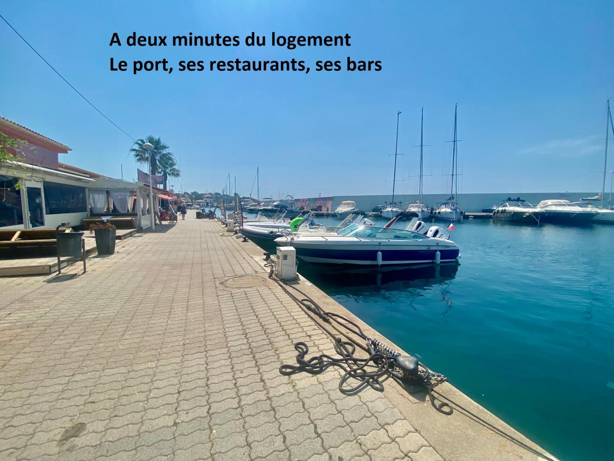 Appartement Face Mer Et Port Santa Lucia Climatise Et Wifi Saint-Raphaël 외부 사진